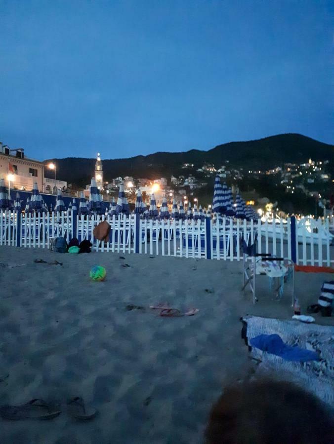 Appartamento Terrazza Vista Mare Mozzafiato Moneglia Bagian luar foto