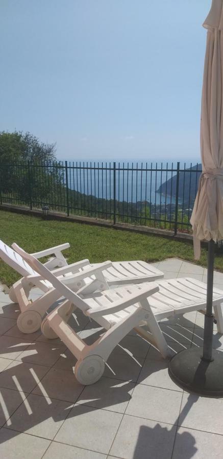 Appartamento Terrazza Vista Mare Mozzafiato Moneglia Bagian luar foto